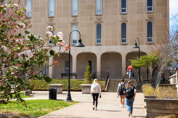 Students walking towards building on campus
