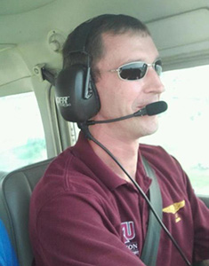 EKU Aviation Student Dustin Ratliff flying a plane 