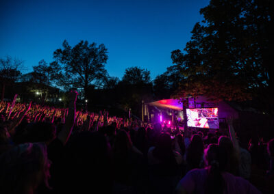 wide view of ravine stage and audience