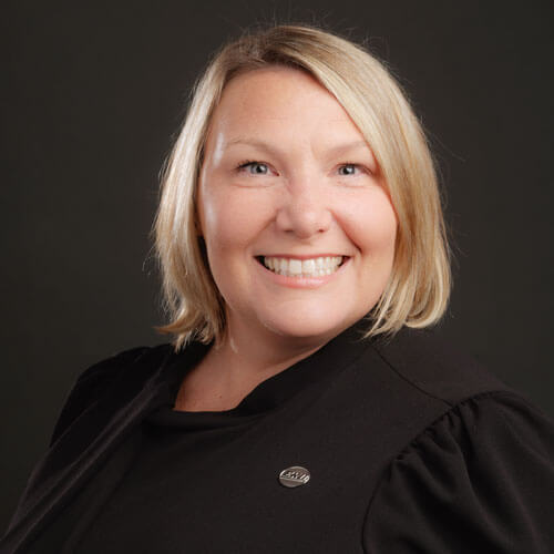 Professional photo of Colleen Chaney