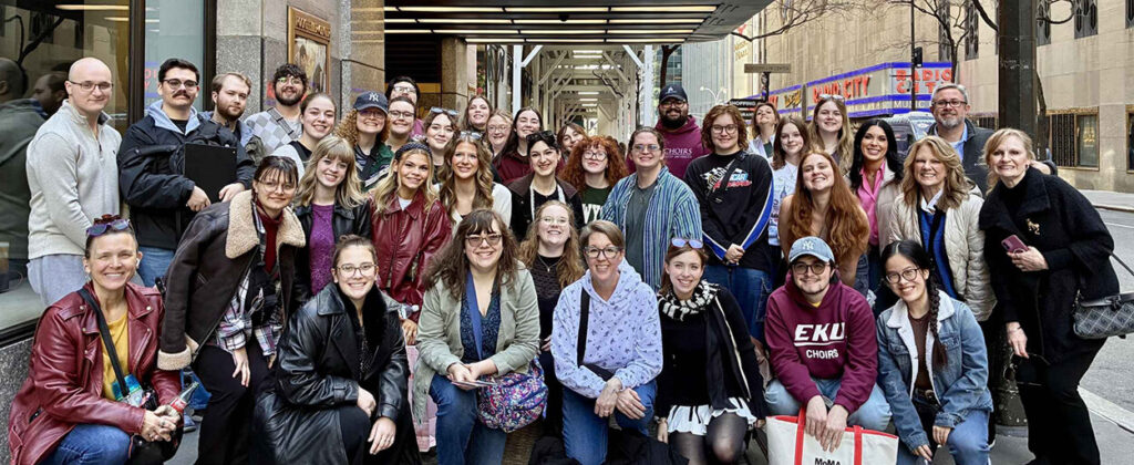 EKU Choir students pose outside of Carnegie Hall