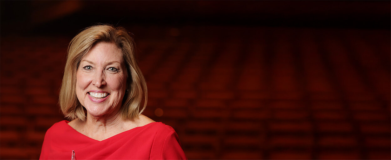 Header image of EKU alumni Jeri Isbell